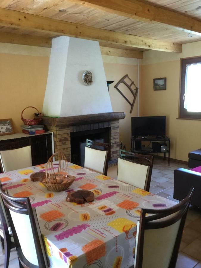 Gite*** Des Baraques Fontenoy-le-Chateau Екстер'єр фото